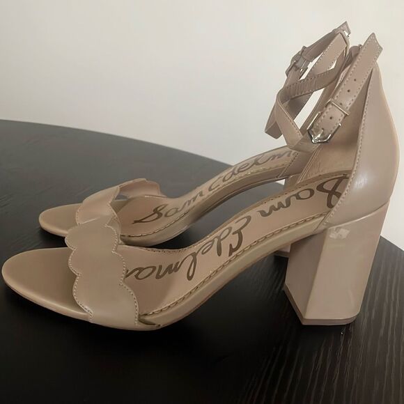 Sam Edleman Odilia Nude Tan Leather Scalloped Heels Size 9 - Picture 3 of 13